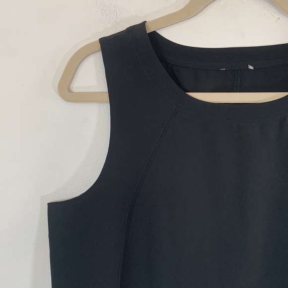 Talbots Sleeveless Hi Low Hemline Women’s Size L Black Stretch Lightweight Top - Picture 3 of 10